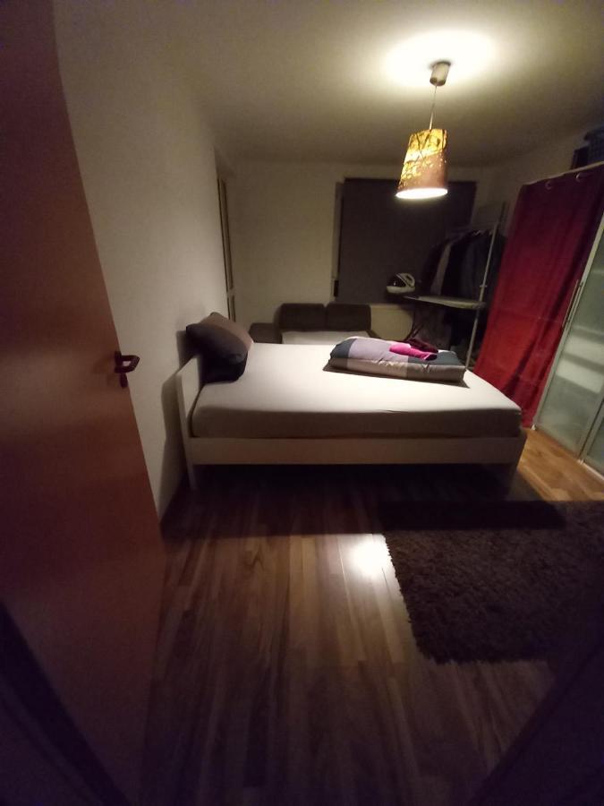 Tolle Private 2-Zimmer Wohnung Im Szene Bezirk Berlin-Friedrichshain Exterior photo